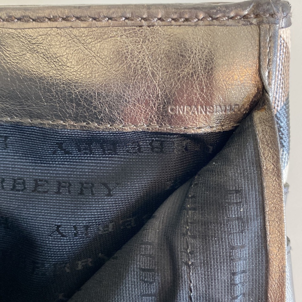 Burberry Supernova Wallet - image 6